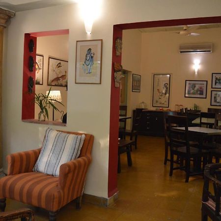 G 49 Bed & Breakfast New Delhi Ngoại thất bức ảnh