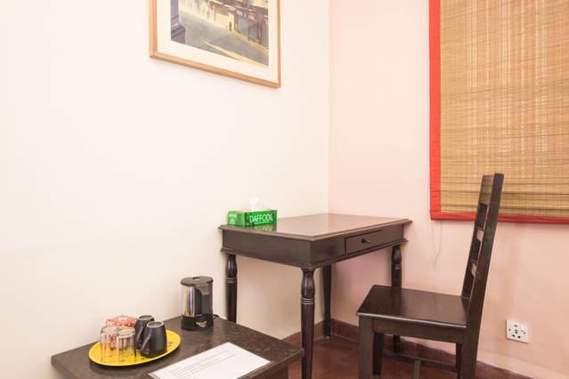 G 49 Bed & Breakfast New Delhi Ngoại thất bức ảnh
