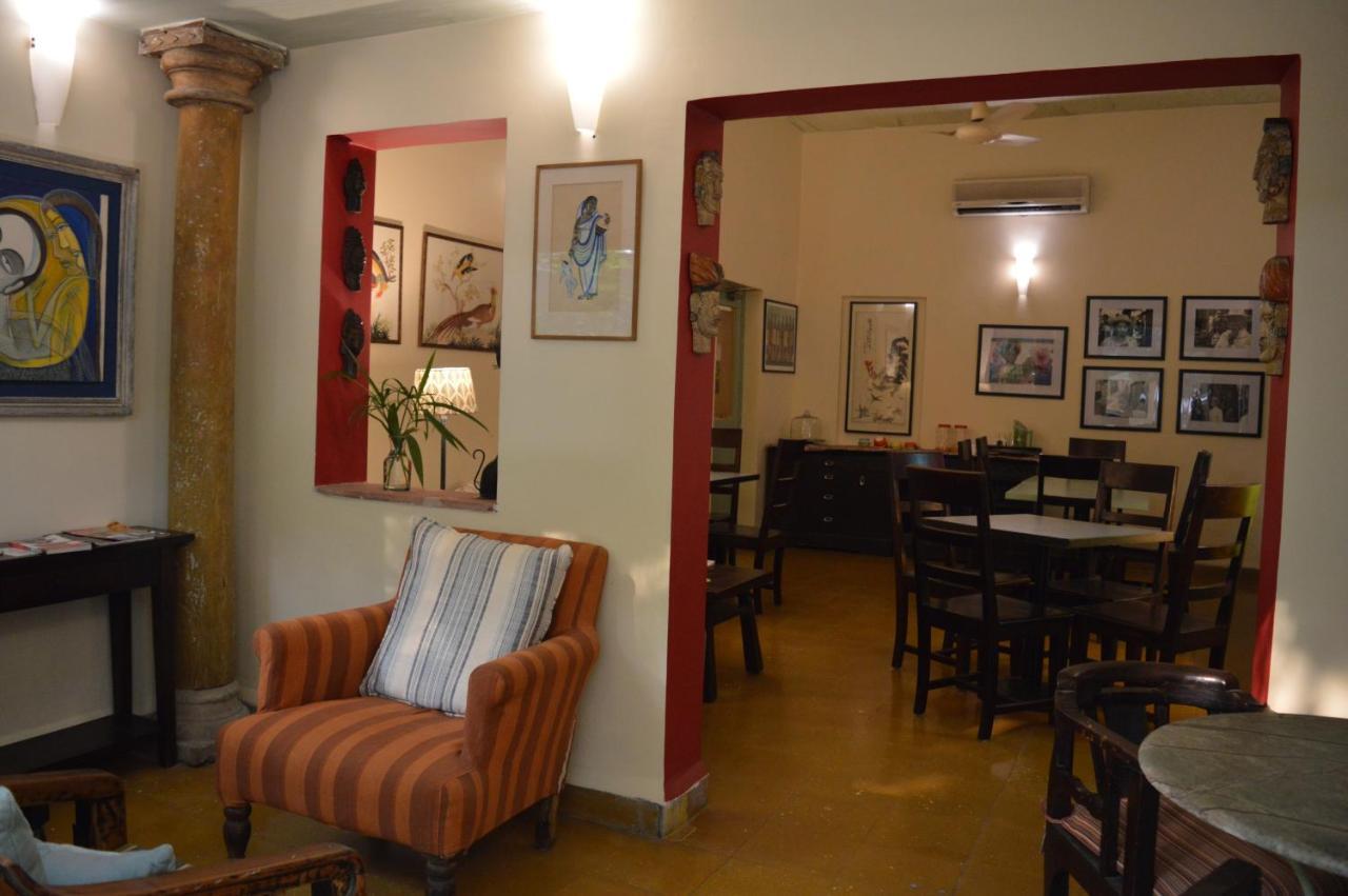 G 49 Bed & Breakfast New Delhi Ngoại thất bức ảnh
